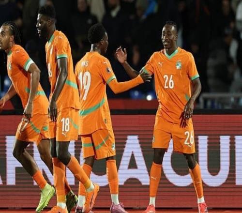 英赛连战告,逆境中书写,负传奇,皇冠体育平台,皇冠体育官方网站,皇冠体育登录入口,皇冠体育app下载